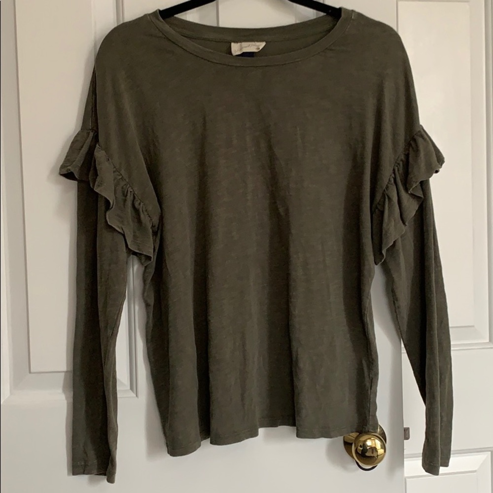 Long sleeve top